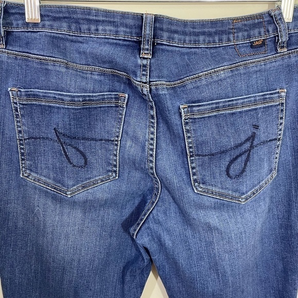 Jag sz 14p med wash boot cut jeans - Picture 6 of 16